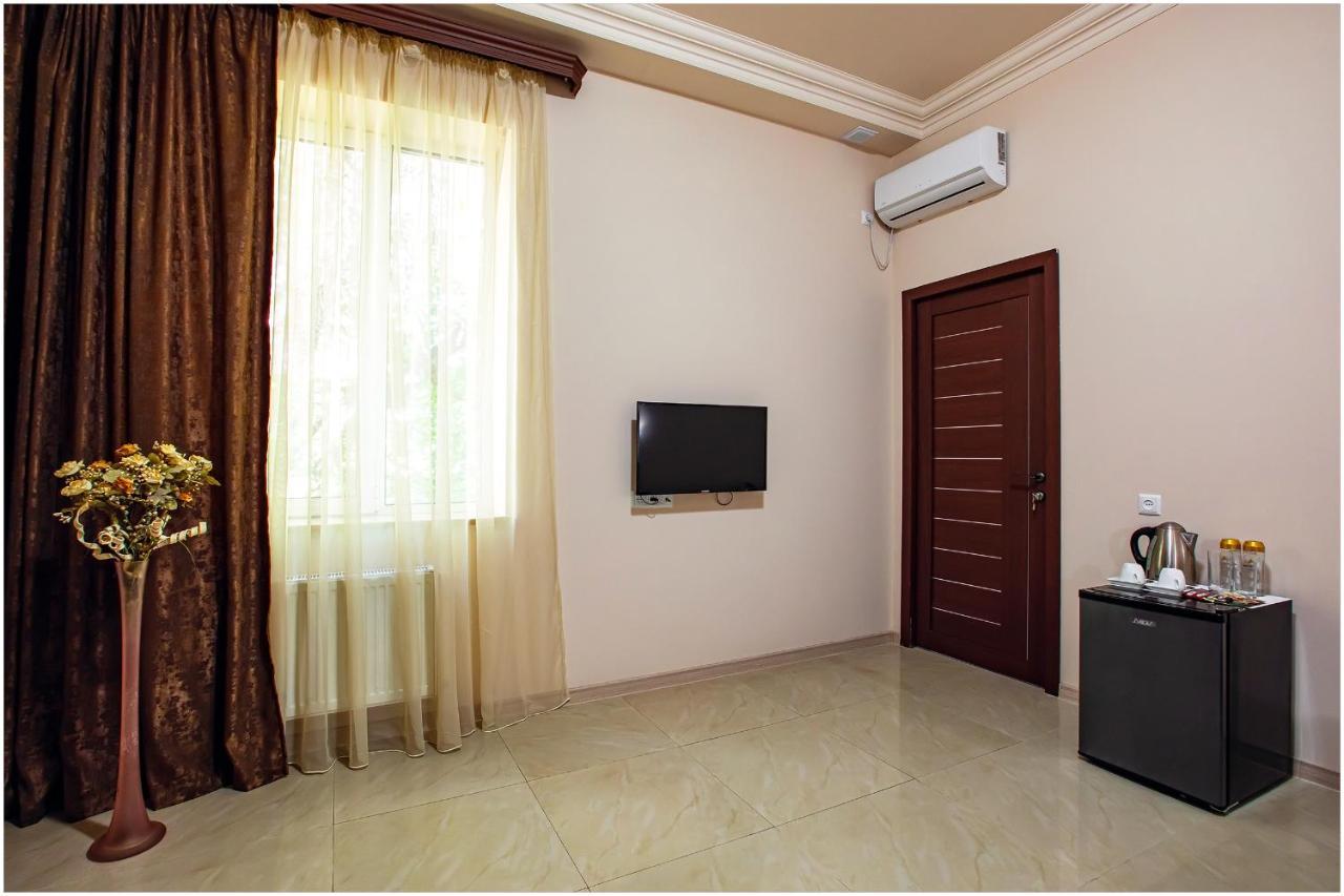 Arma Boutique Hotel Yerevan Bagian luar foto