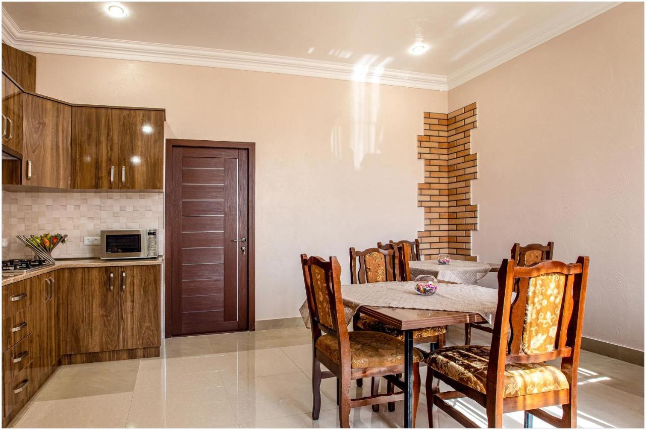 Arma Boutique Hotel Yerevan Bagian luar foto