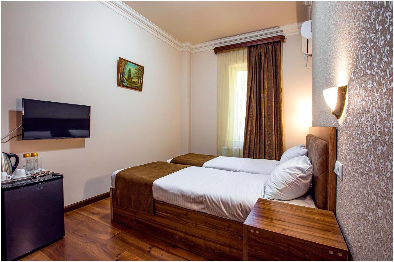 Arma Boutique Hotel Yerevan Bagian luar foto