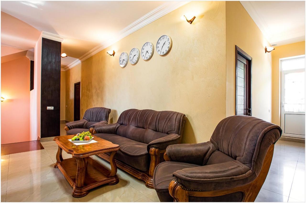 Arma Boutique Hotel Yerevan Bagian luar foto