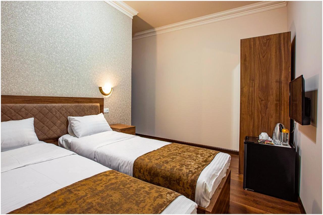 Arma Boutique Hotel Yerevan Bagian luar foto