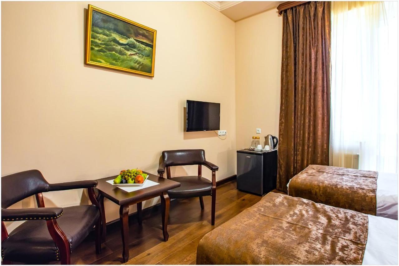 Arma Boutique Hotel Yerevan Bagian luar foto